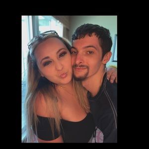 Meet your Posher, Phoebe